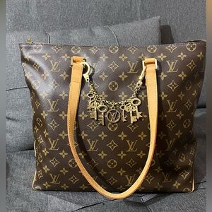 Louis Vuitton Cabas Mezzo Tote Bag